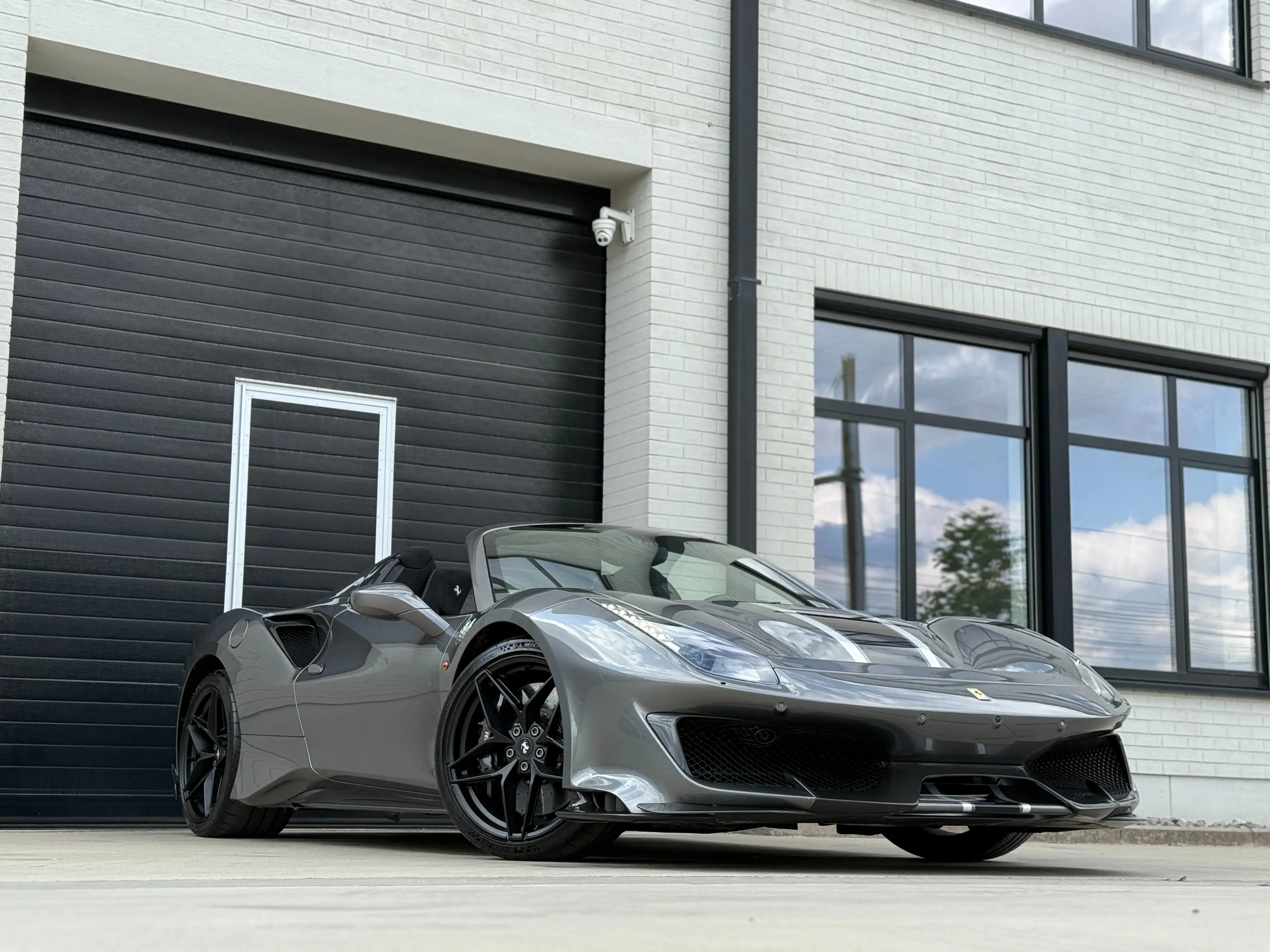 Ferrari 488 " Pista " Spider 3.9 Turbo V8 F1 - FULL CARBON !!