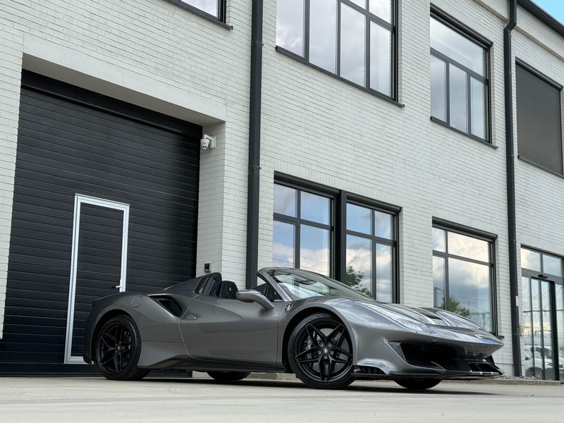 Ferrari 488 " Pista " Spider 3.9 Turbo V8 F1 - FULL CARBON !! — photo 2
