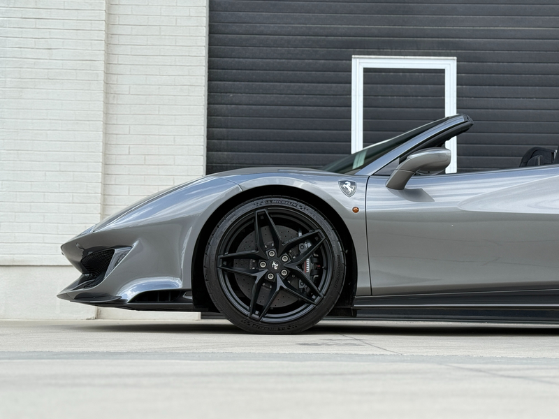 Ferrari 488 " Pista " Spider 3.9 Turbo V8 F1 - FULL CARBON !! — photo 8