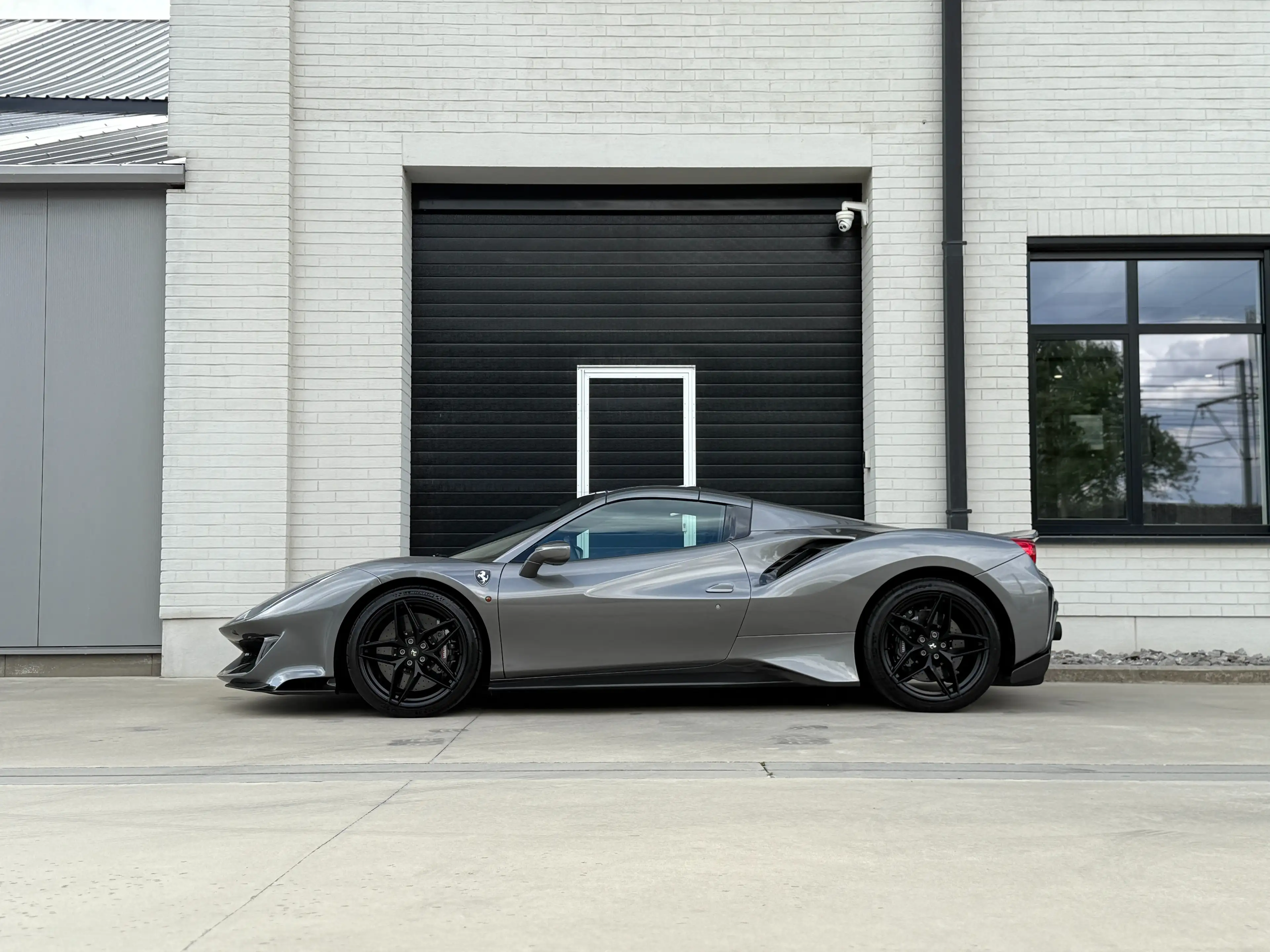 Ferrari 488 " Pista " Spider 3.9 Turbo V8 F1 - FULL CARBON !! — photo 7