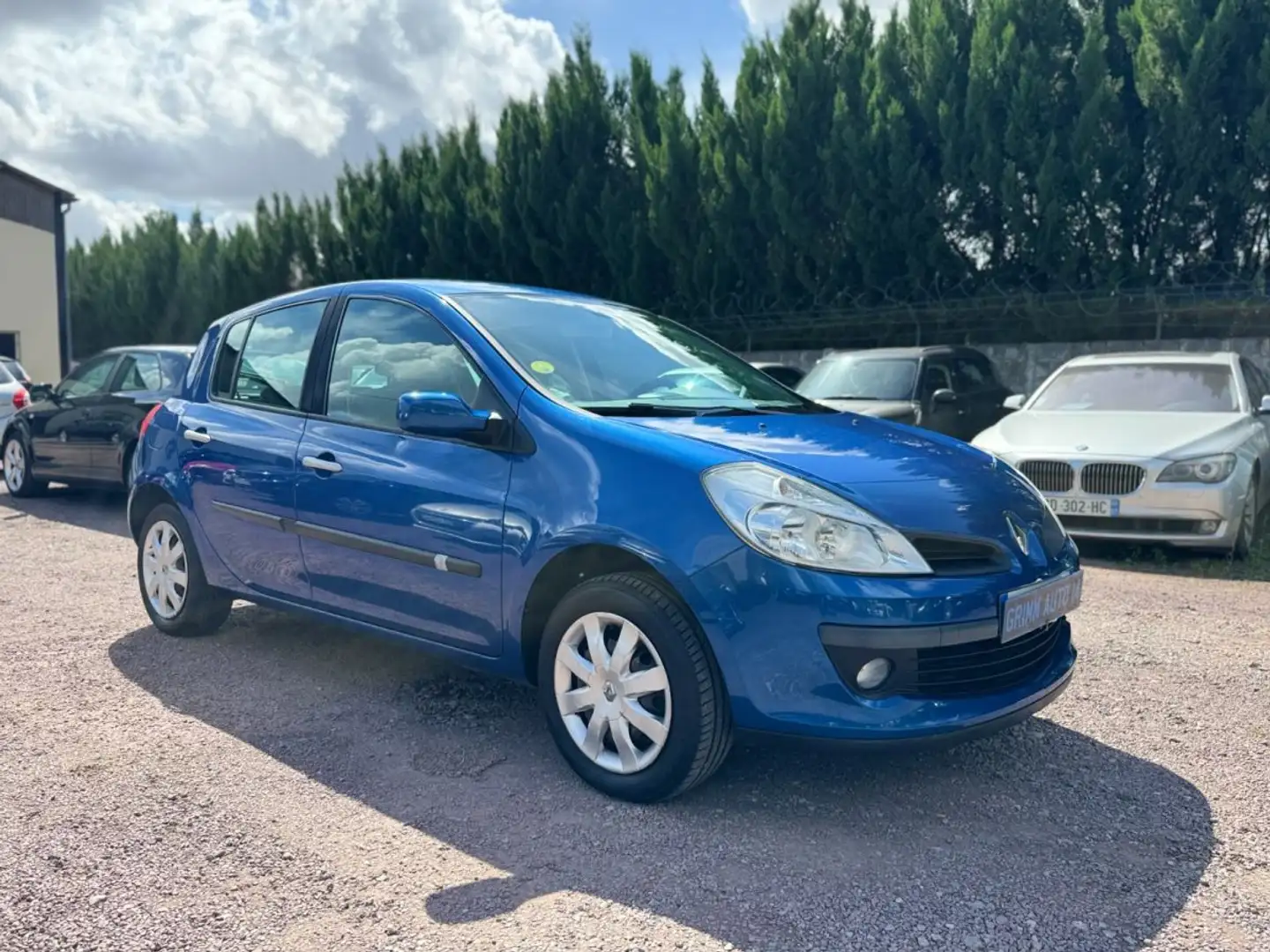 Renault Clio III III 1.4i Privilège 100ch Bleu - 1