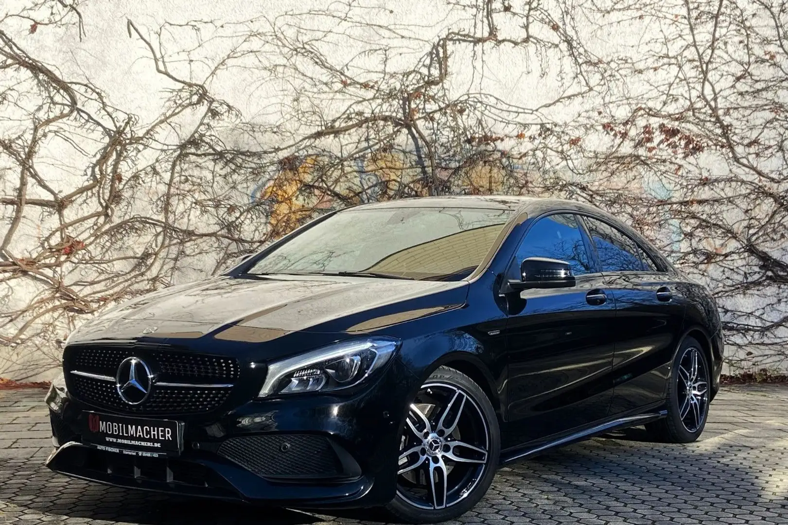 Mercedes-Benz CLA 220 CDI Edition AMG*LED*Navi*Kamera*Temp Schwarz - 1