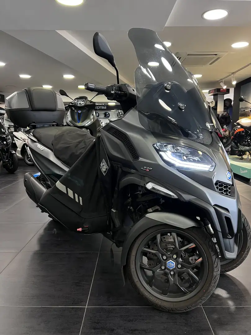Piaggio MP3 530 Grijs - 1