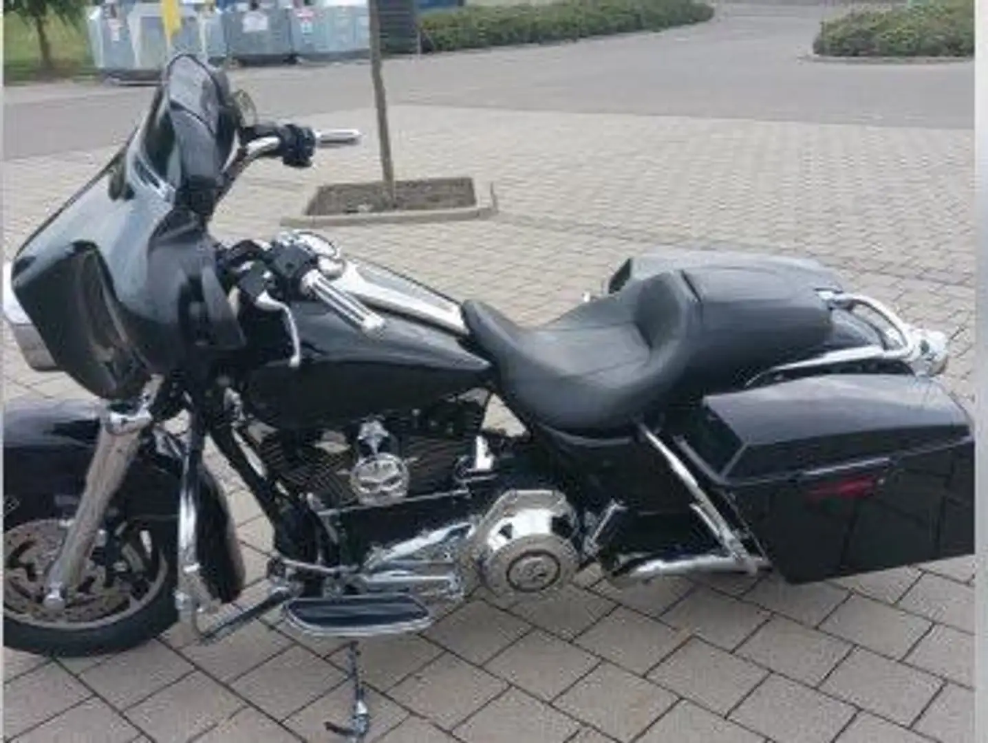 Harley-Davidson Street Glide Negru - 2
