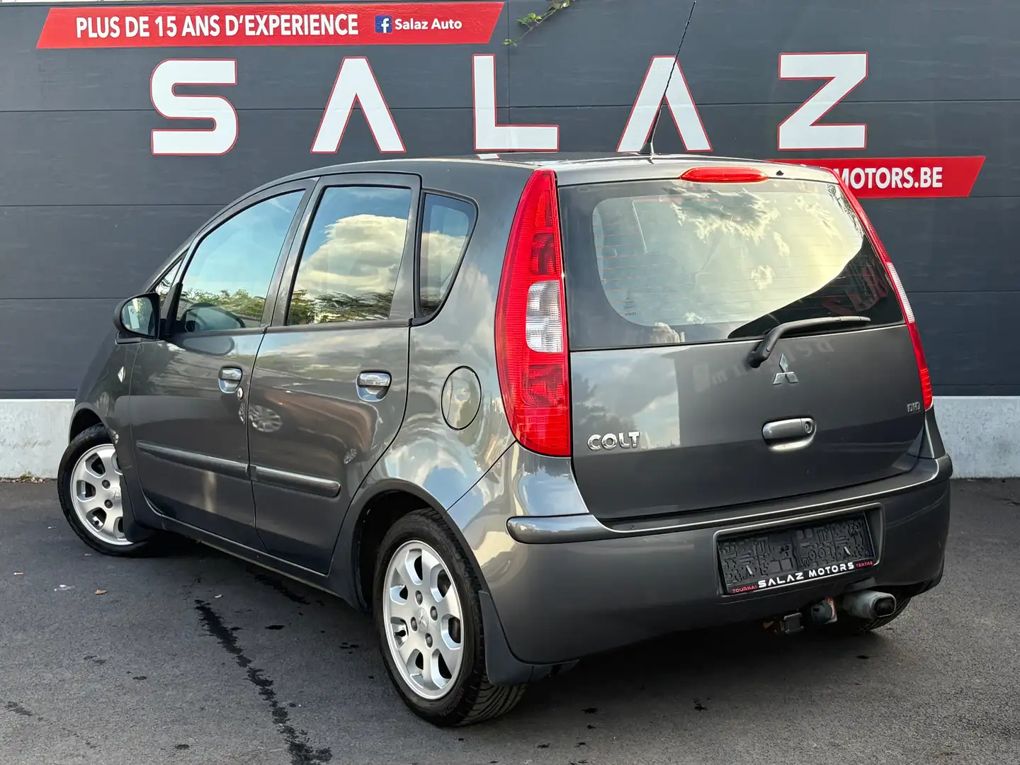 Mitsubishi Colt Colt 1.5 Turbo/DIESEL/MARCHAND / EXPORT Grijs - 2
