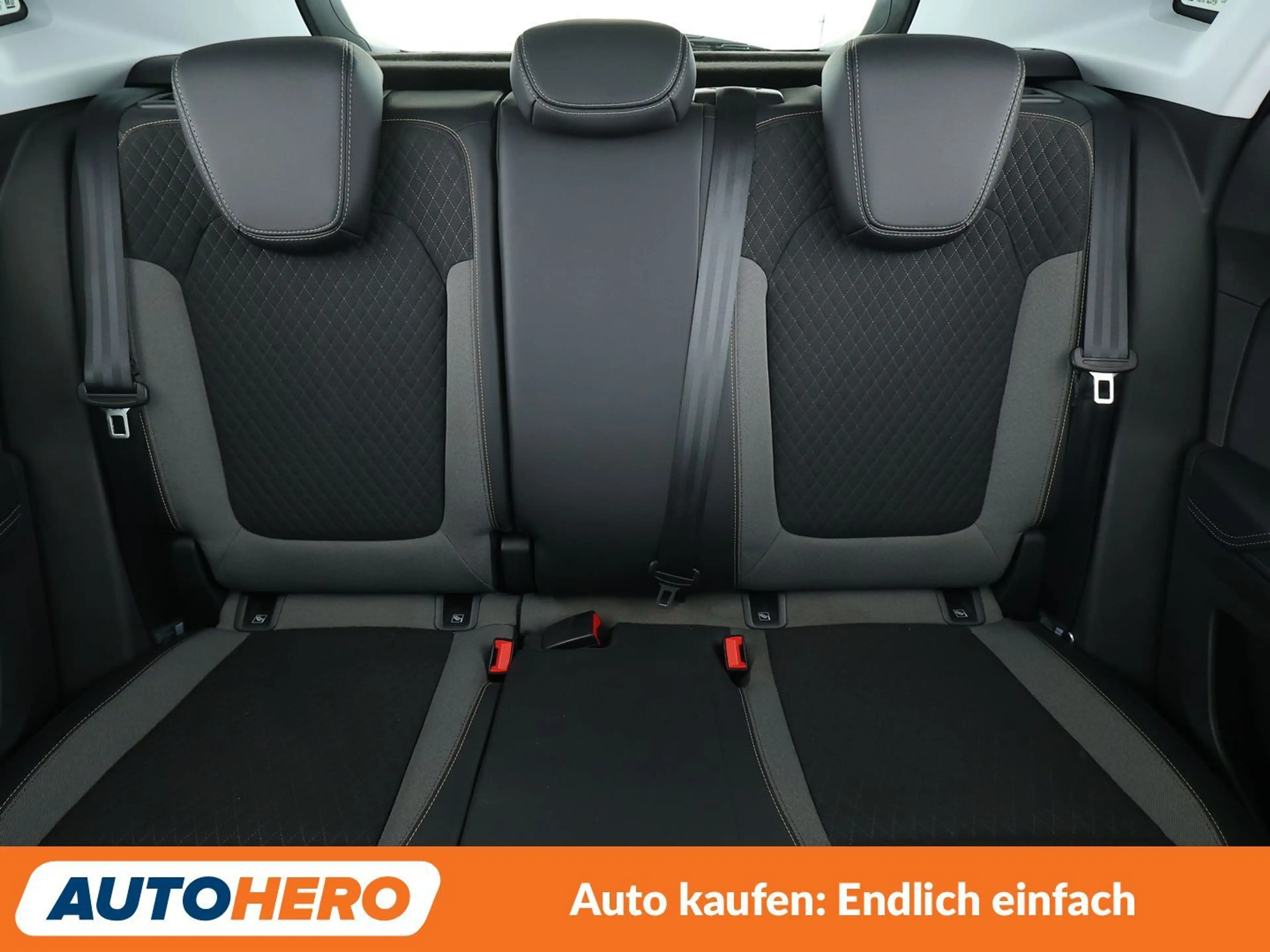Opel Grandland X 1.2 Turbo Edition Aut.*NAVI*PDC*SHZ*PANO*AHK* — photo 15