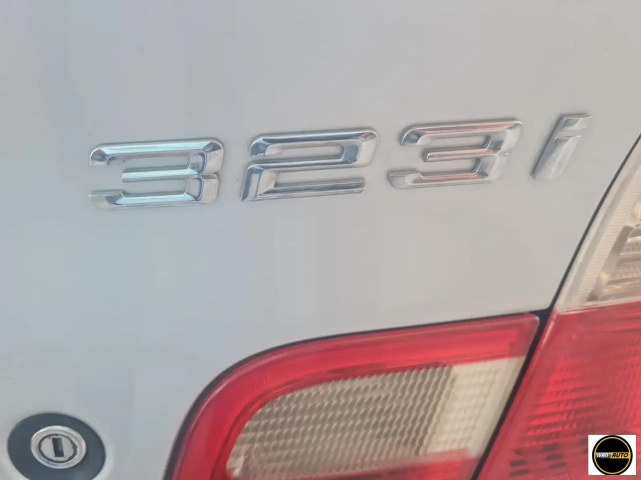 BMW 323 Serie 3 (E46) 323i-Automatico, foto 8