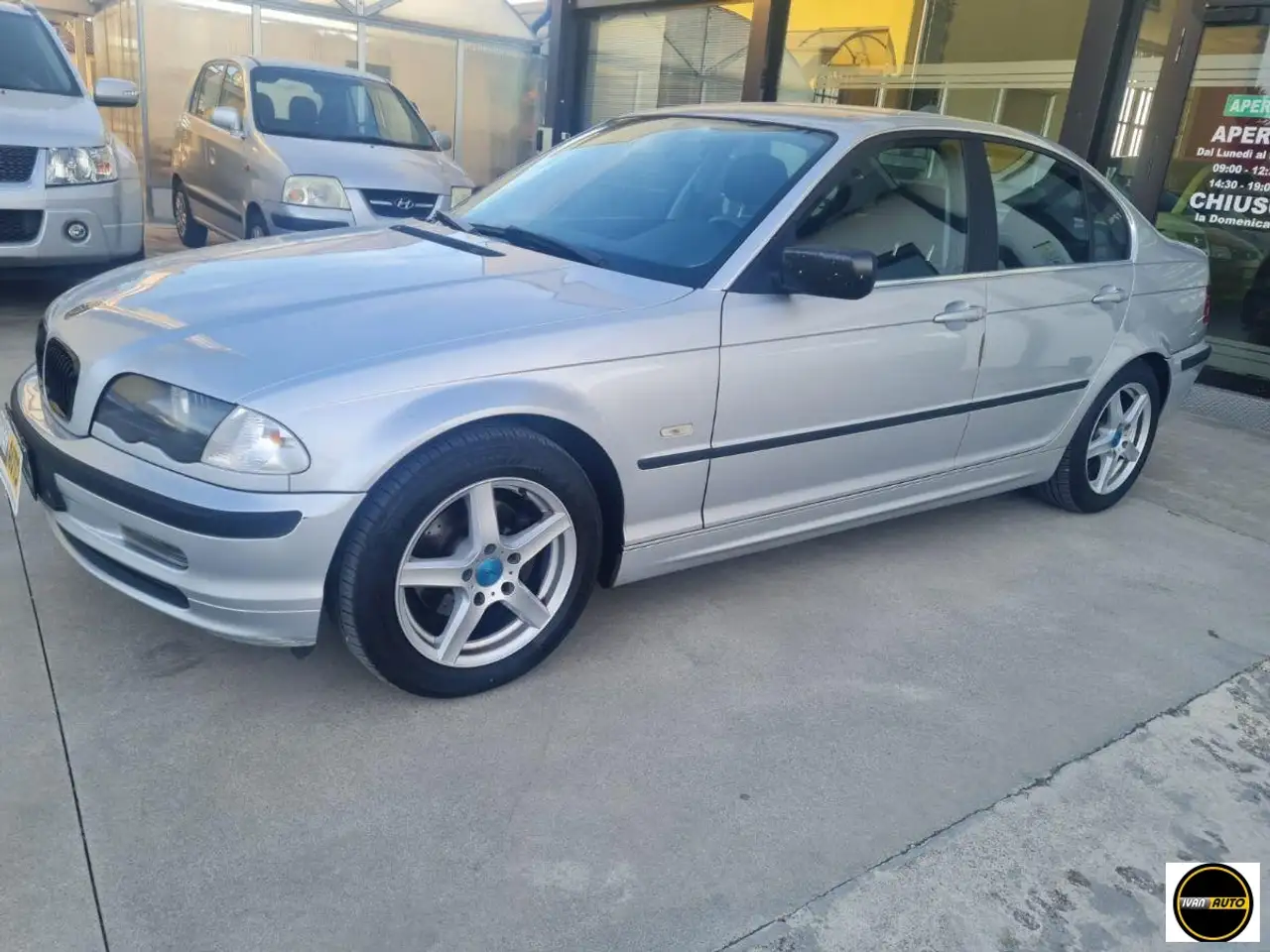BMW 323 Serie 3 (E46) 323i-Automatico, foto 4