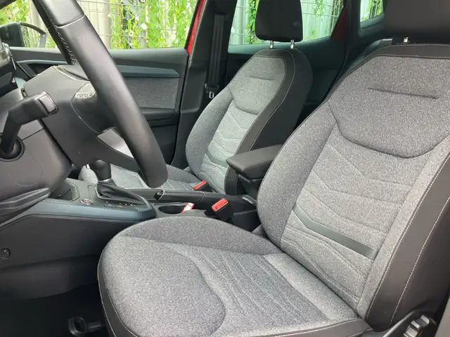 Seat Arona view 9