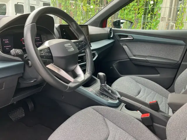 Seat Arona view 10