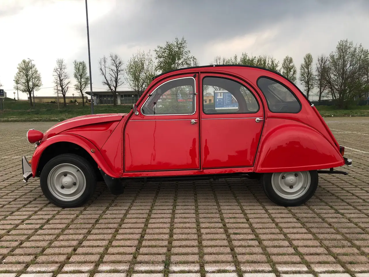 Citroen 2CV6 0.6 Special, foto 2