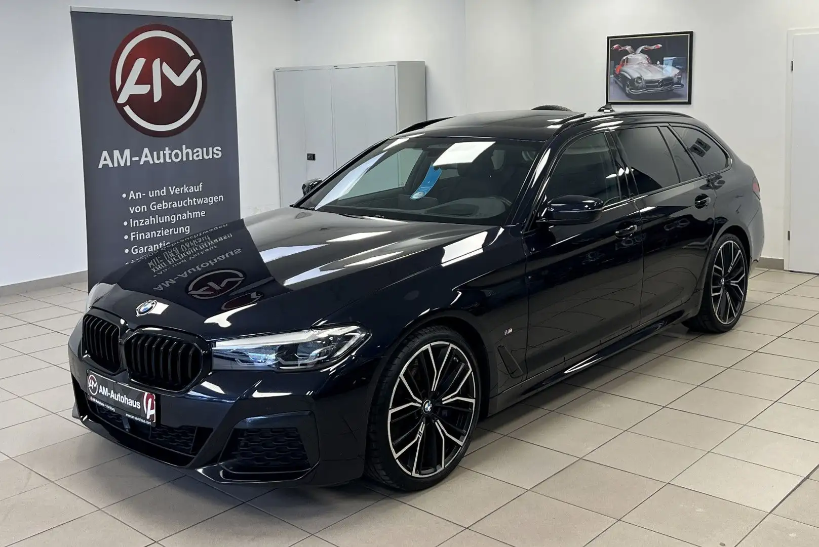 BMW 530 d xDrive Touring *M Sport*PanSD*AHK*ACC*HUD Negro - 1