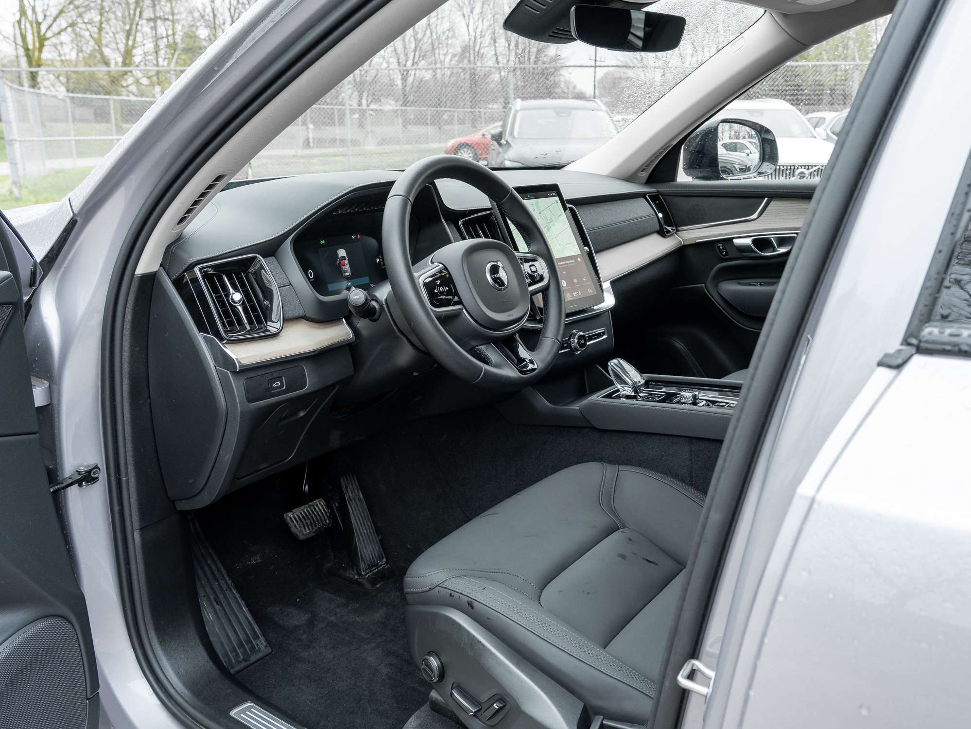 2026 Volvo XC90 B6 AWD PLUS |ALMOST NEW |VOLVO CPO RATE fr 2.99%* thumb 8