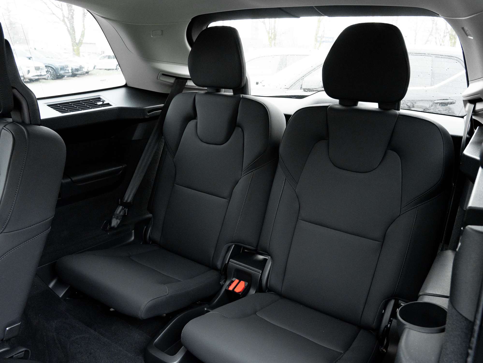 2026 Volvo XC90 B6 AWD PLUS |ALMOST NEW |VOLVO CPO RATE fr 2.99%* thumb 26