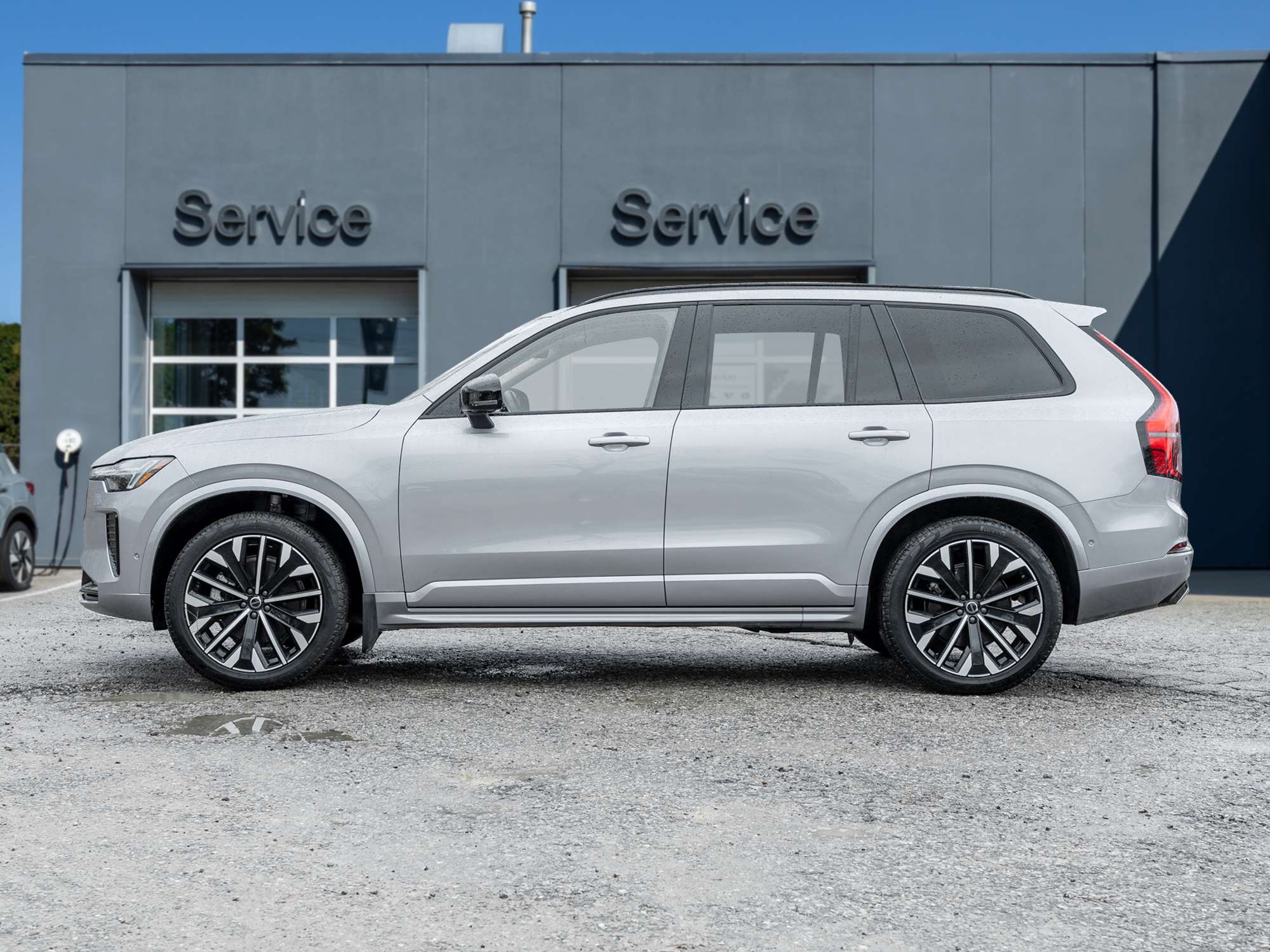 2026 Volvo XC90 B6 AWD PLUS |ALMOST NEW |VOLVO CPO RATE fr 2.99%* alt 4