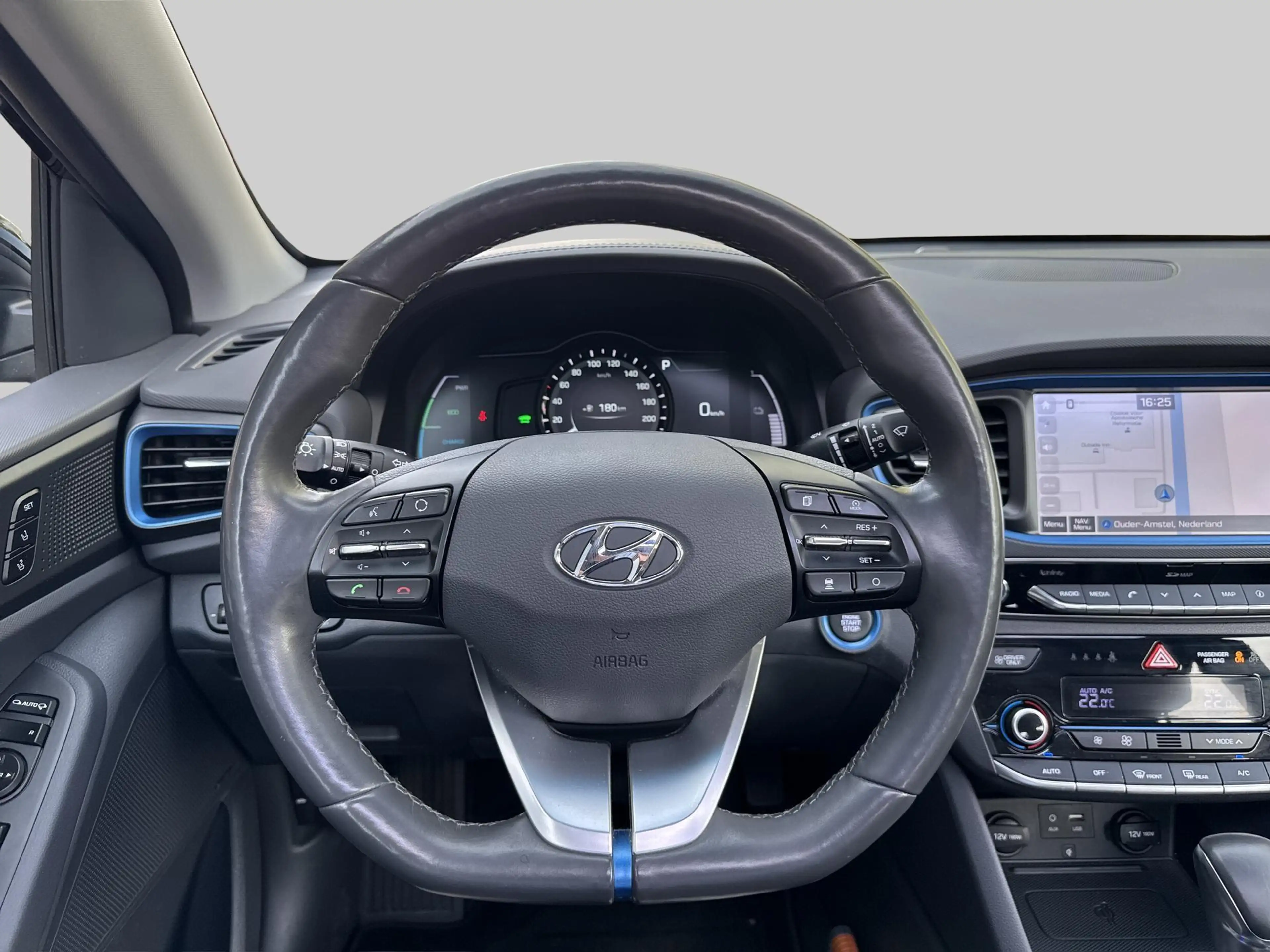 Hyundai IONIQ 1.6 GDi Premium | Schuif-kanteldak | Trekhaak | St — photo 11
