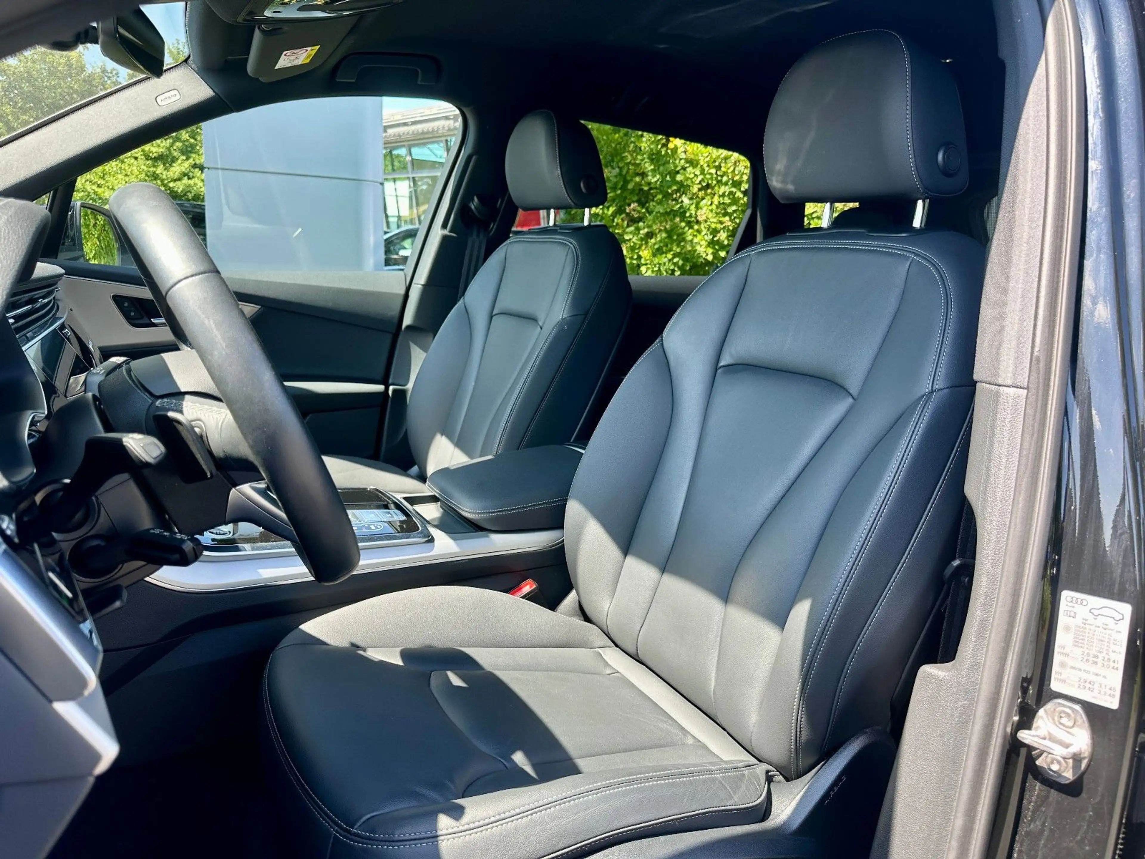 Audi Q7 55TFSIe qu S LINE BLACK HuD 360° AHK LUFTFED — photo 10