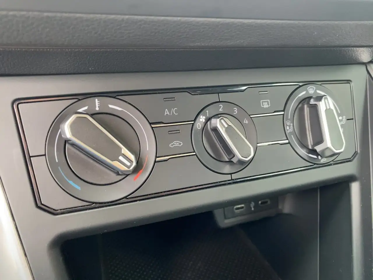 Volkswagen Polo Life *DSG*PDC*LED*Apple*Bluetooth*Klima* 12