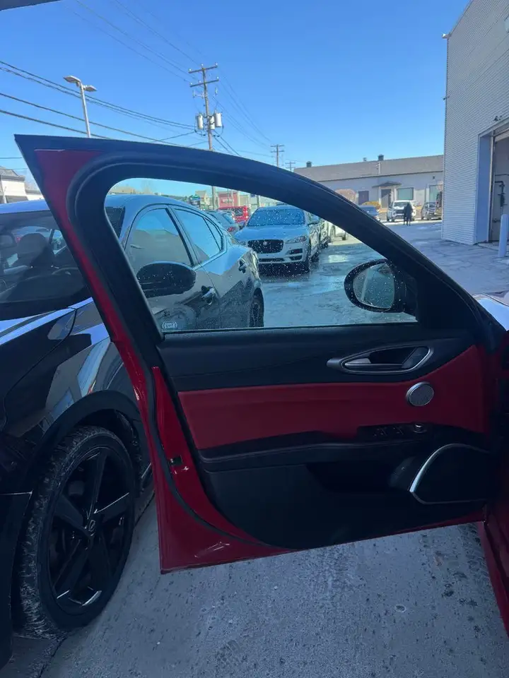 Alfa Romeo Giulia снимка Alfa Romeo Giulia