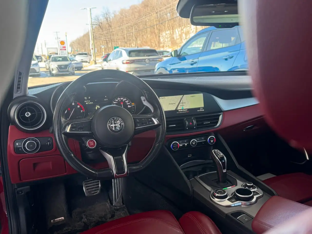 Alfa Romeo Giulia снимка Alfa Romeo Giulia