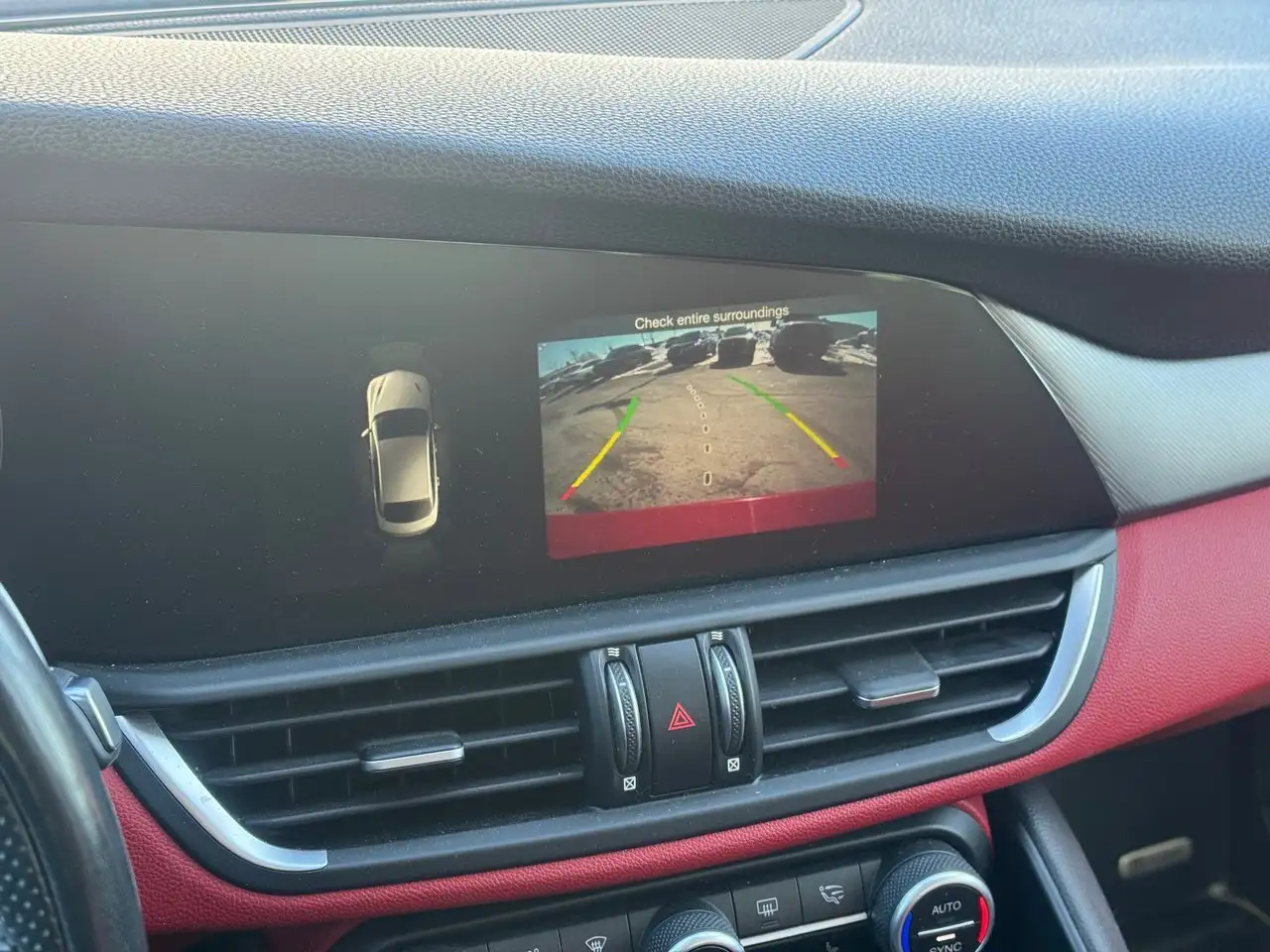 Alfa Romeo Giulia снимка Alfa Romeo Giulia