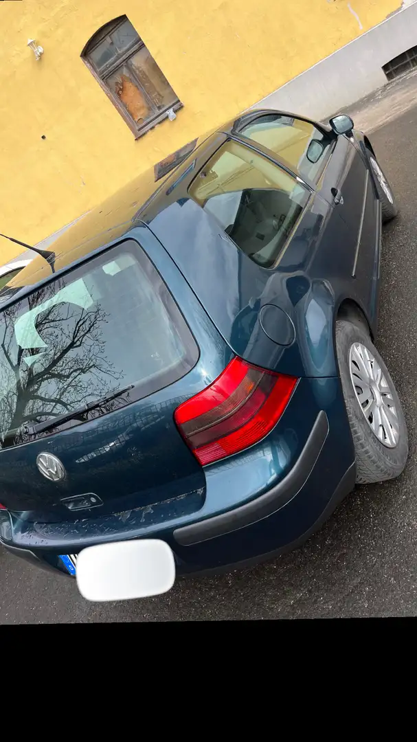Volkswagen Golf - 2
