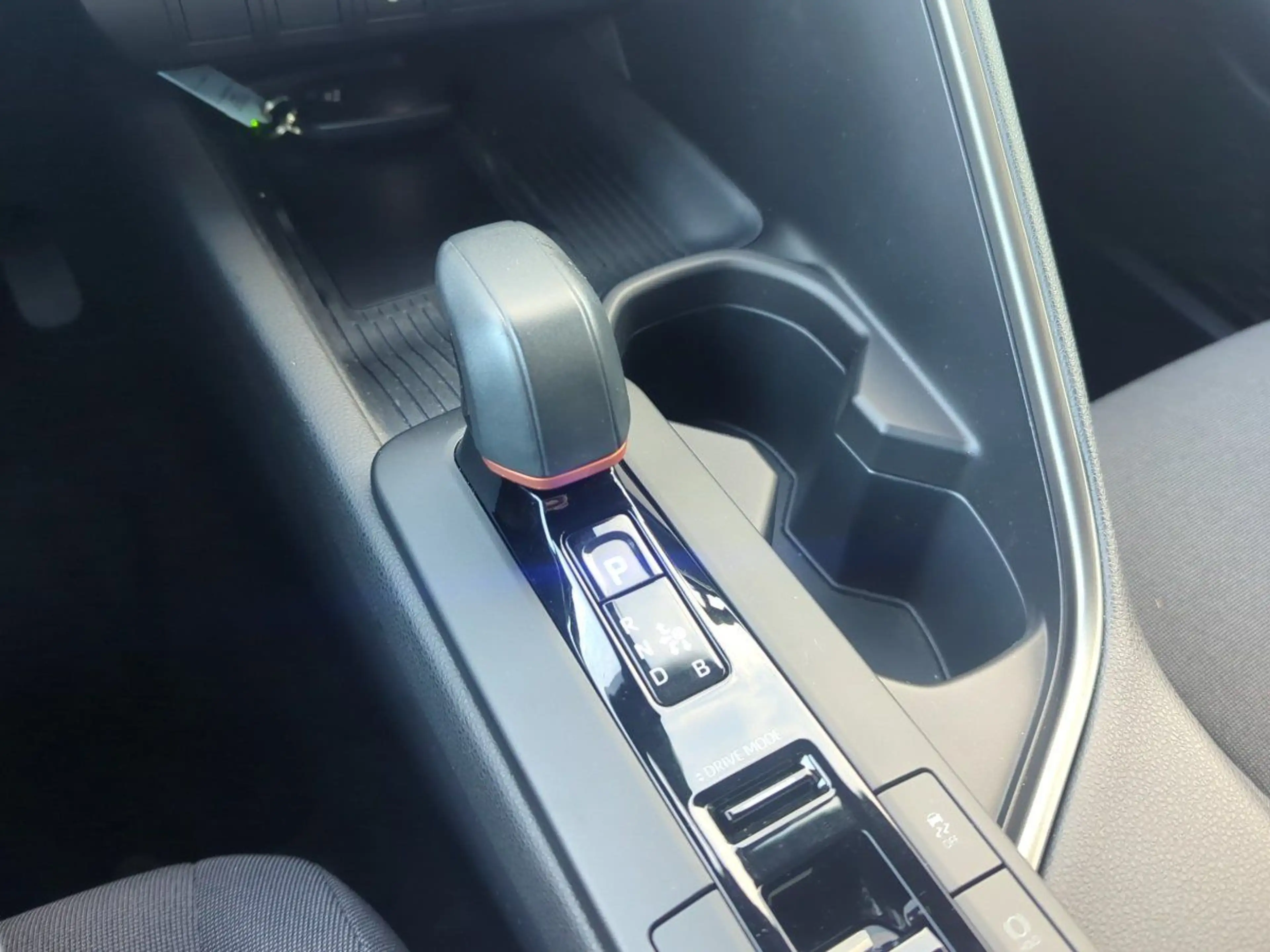 Toyota C-HR 2.0 FWD Teamplayer ACC+LED+Navi+SHZ+2xKlima — photo 11