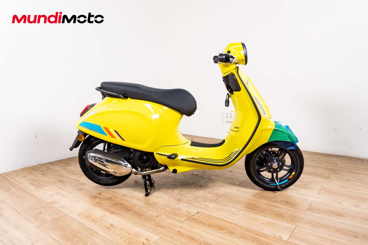 Vespa Primavera 125