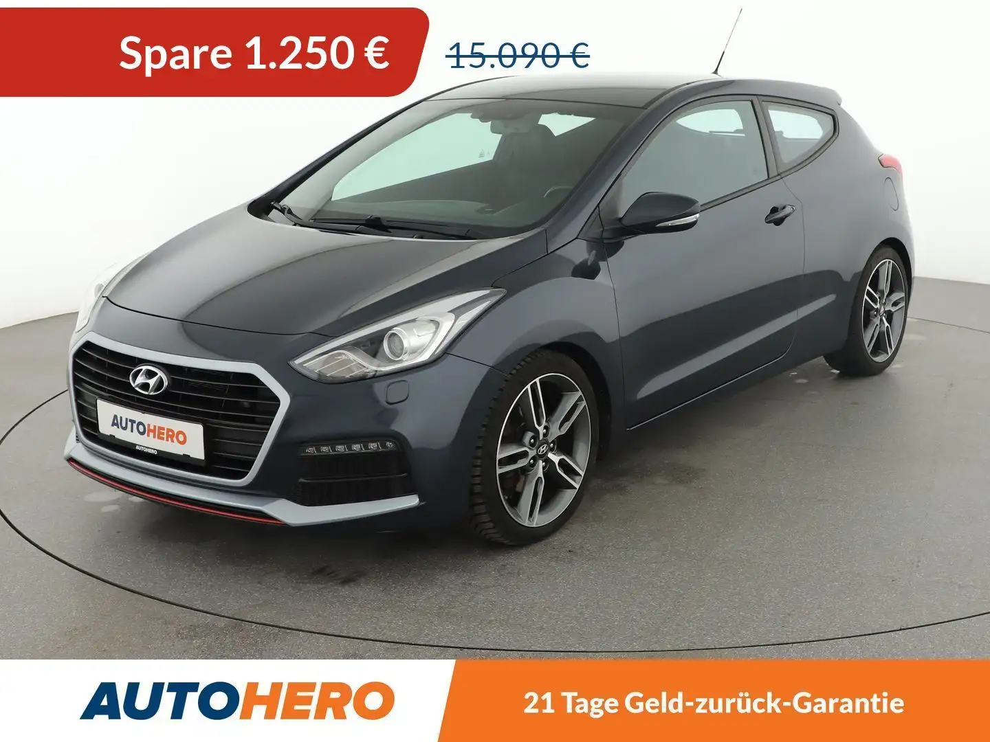 Hyundai i30 1.6 TGDI Turbo*XENON*SHZ*PDC*TEMPO*GARANTIE Schwarz - 1