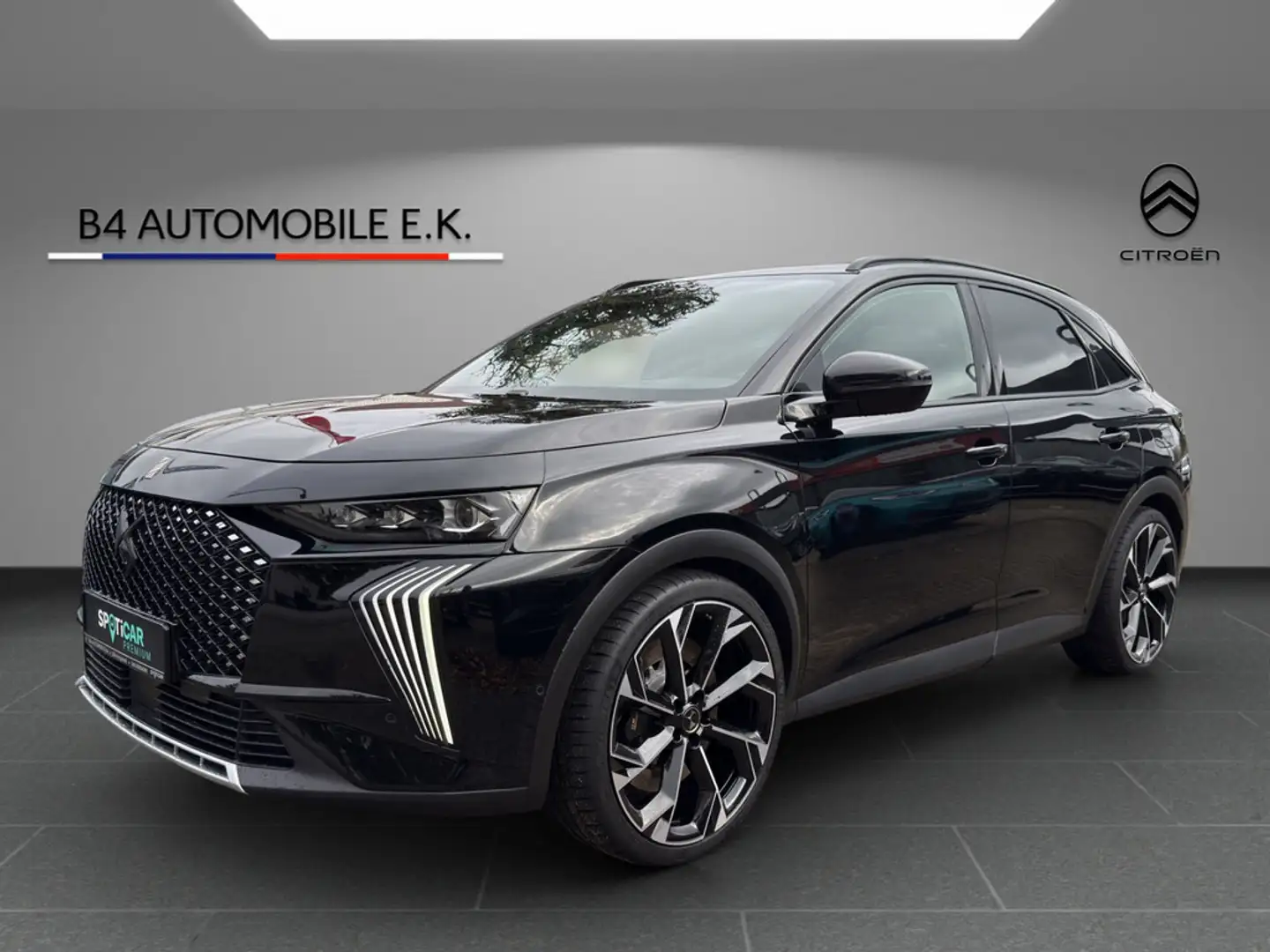 DS Automobiles DS 7 1.6 E-Tense 360 Performance 4x4 PANO/21" Schwarz - 1