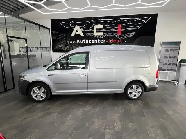 Volkswagen Caddy view 8