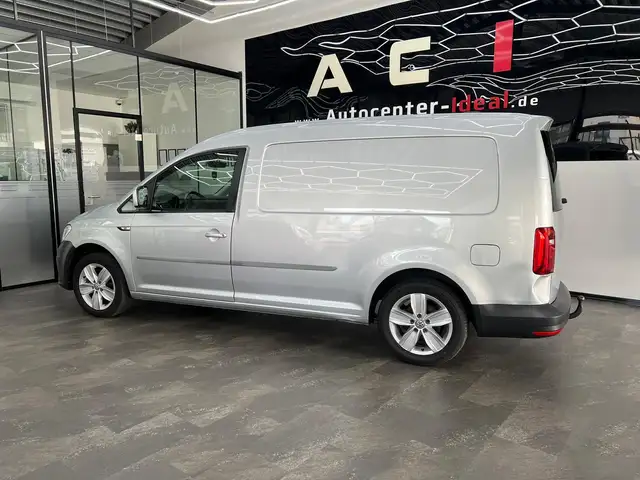 Volkswagen Caddy view 9