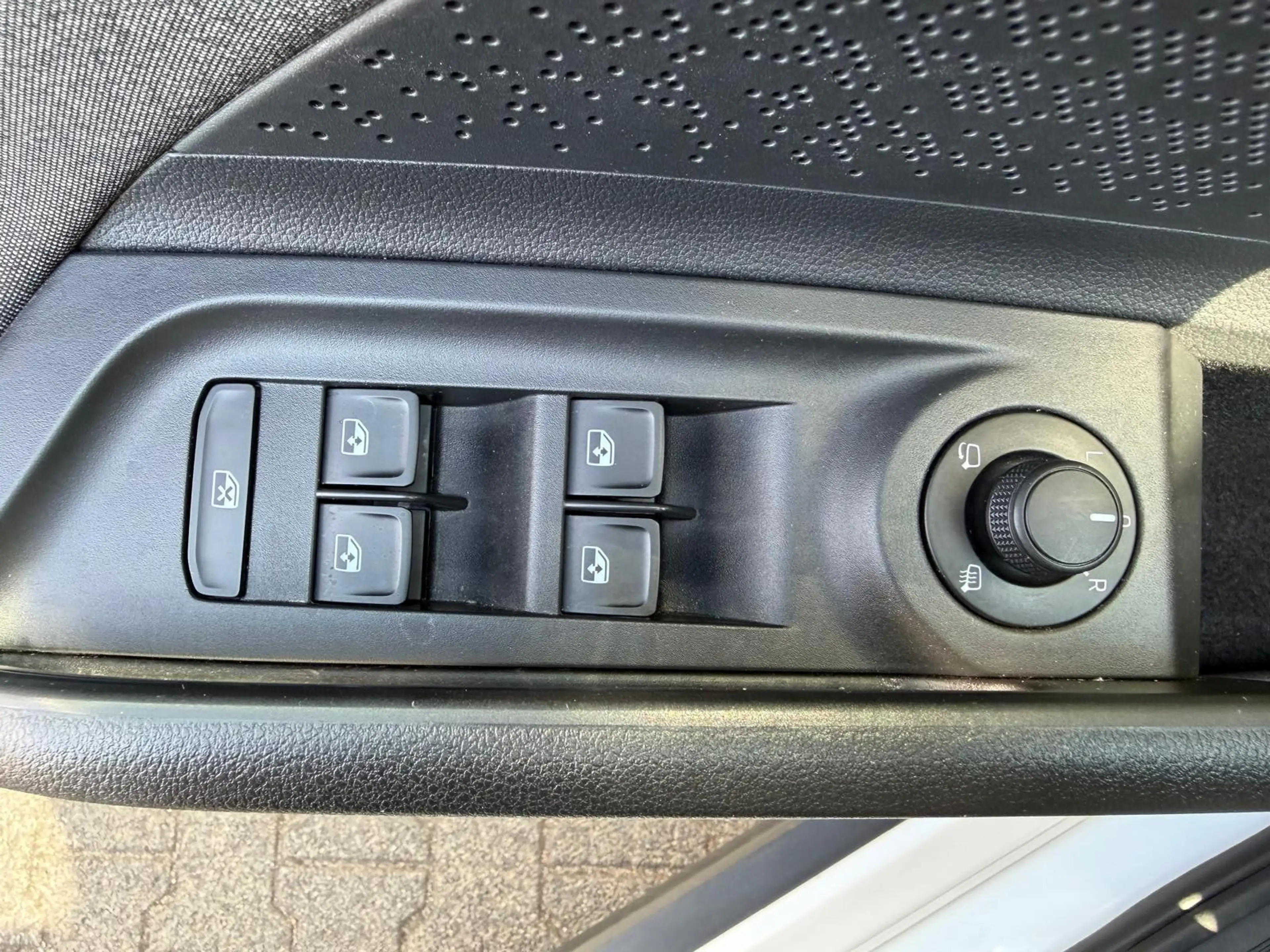 Skoda Enyaq 50 Loft >VIRTU+LED+NAVI+PDC+ACC+DAB+CARPL+ — photo 15