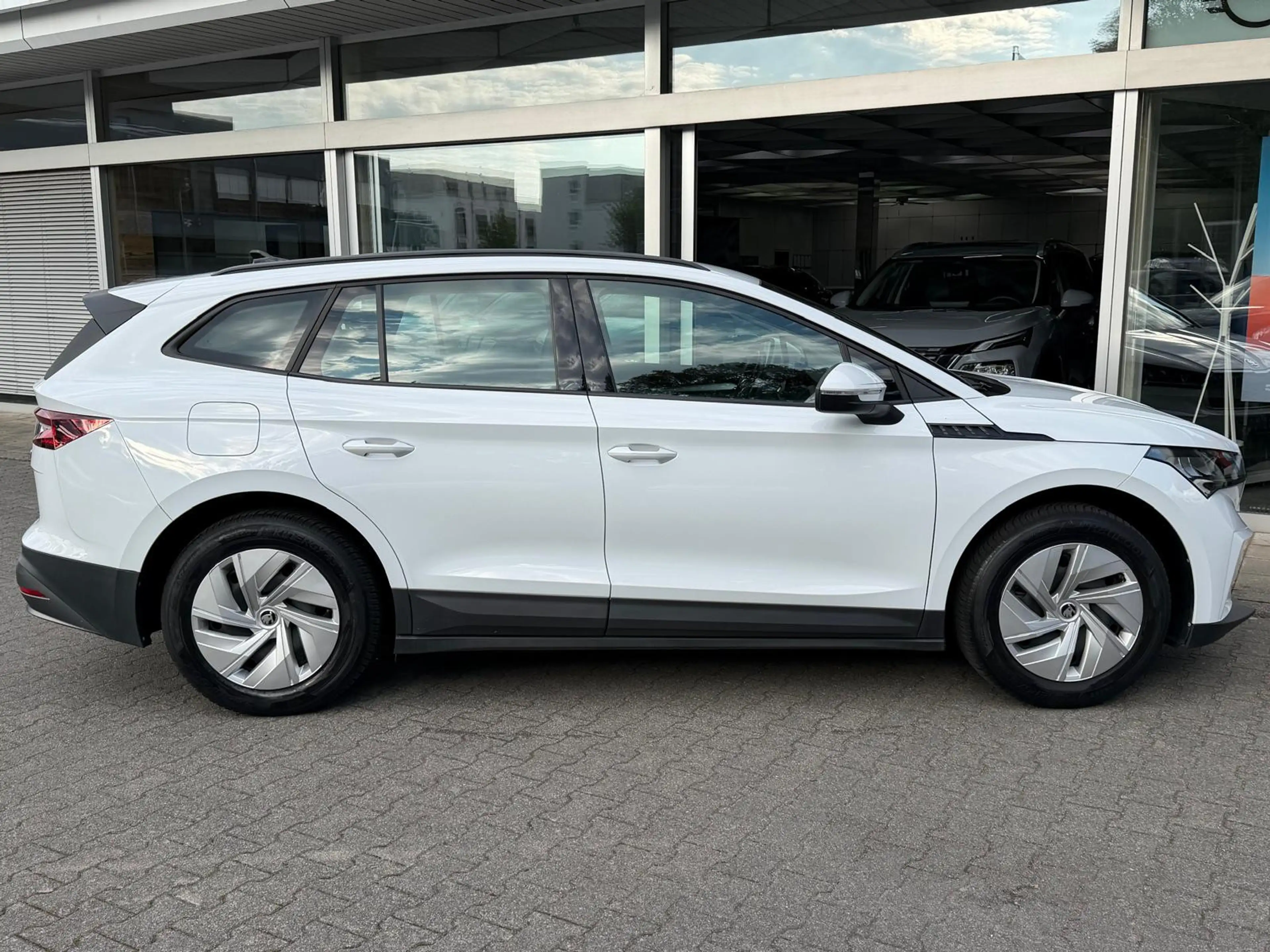 Skoda Enyaq 50 Loft >VIRTU+LED+NAVI+PDC+ACC+DAB+CARPL+ — photo 5