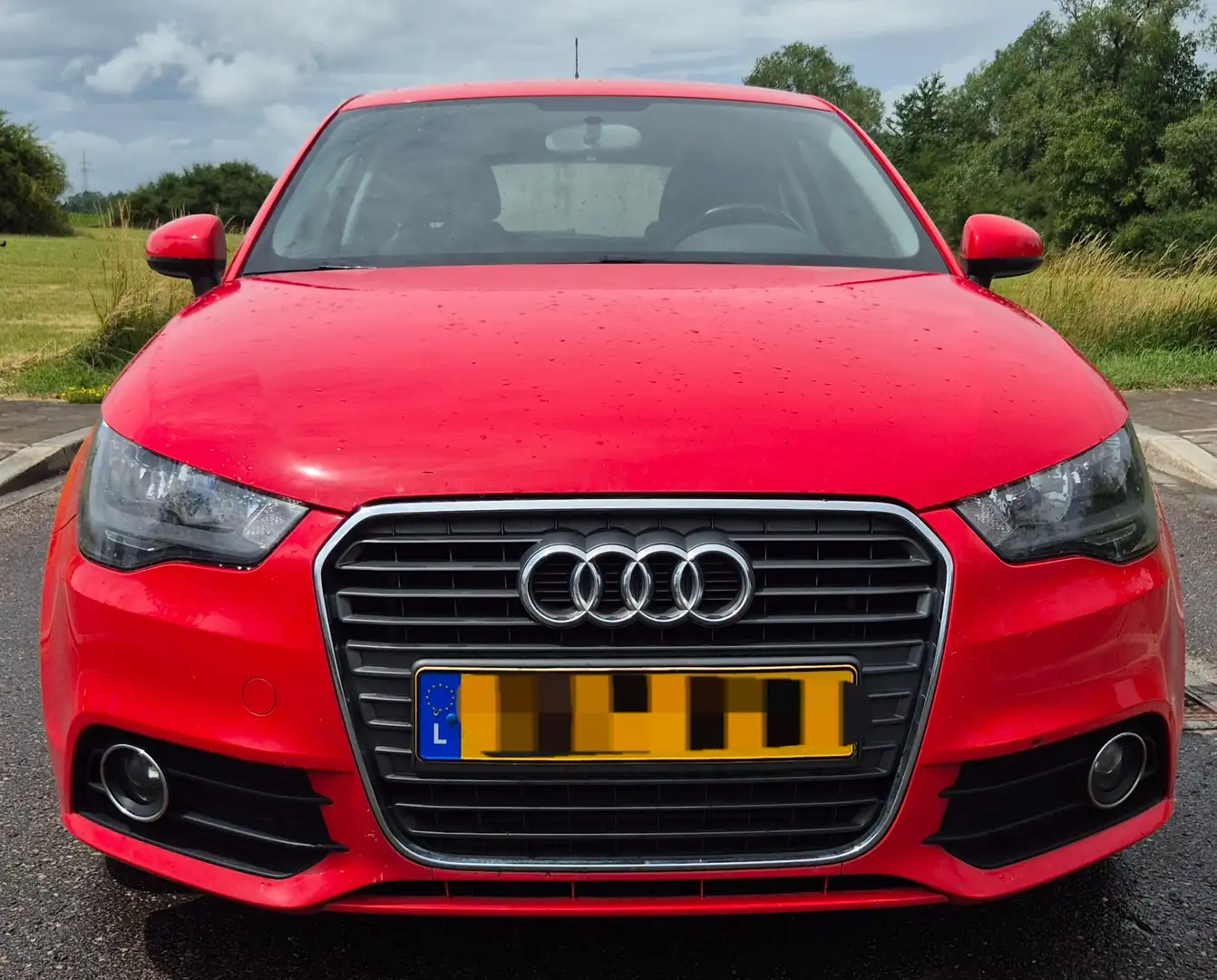 Audi A1 A1 1.6 TDI Ambition Rouge - 2