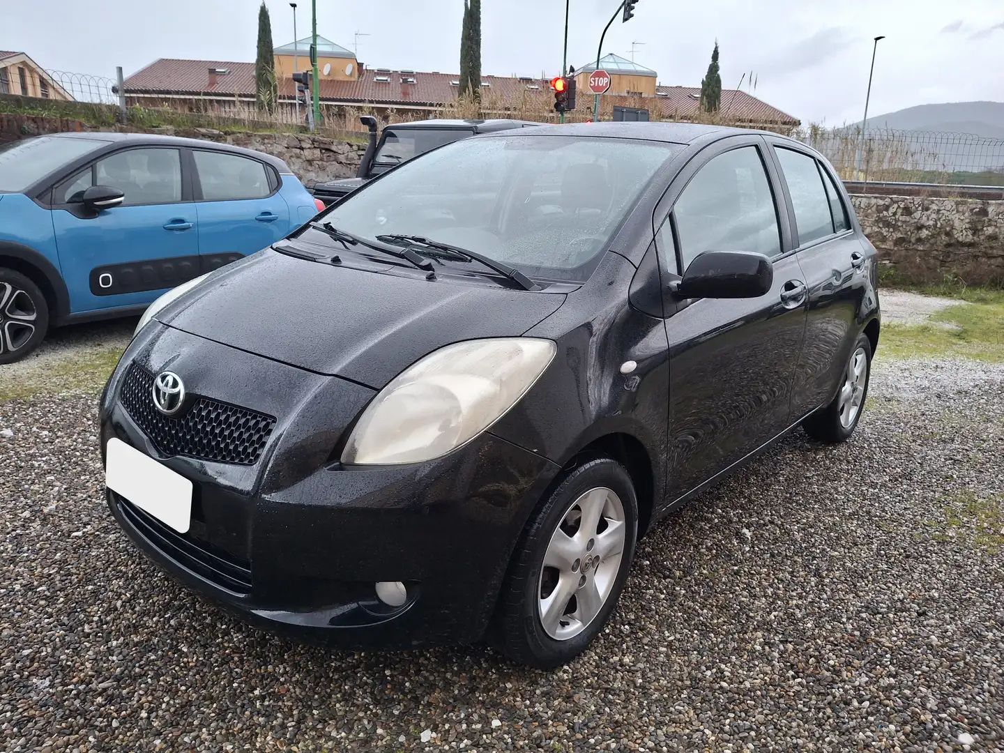 Toyota Yaris Yaris II 2005 5p 1.3 Sol Schwarz - 1