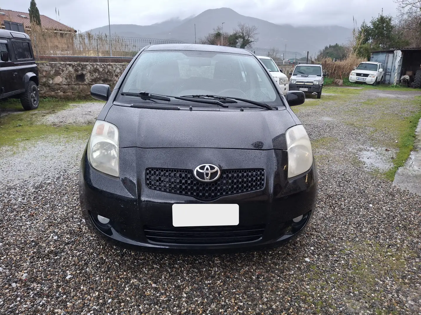 Toyota Yaris Yaris II 2005 5p 1.3 Sol Schwarz - 2