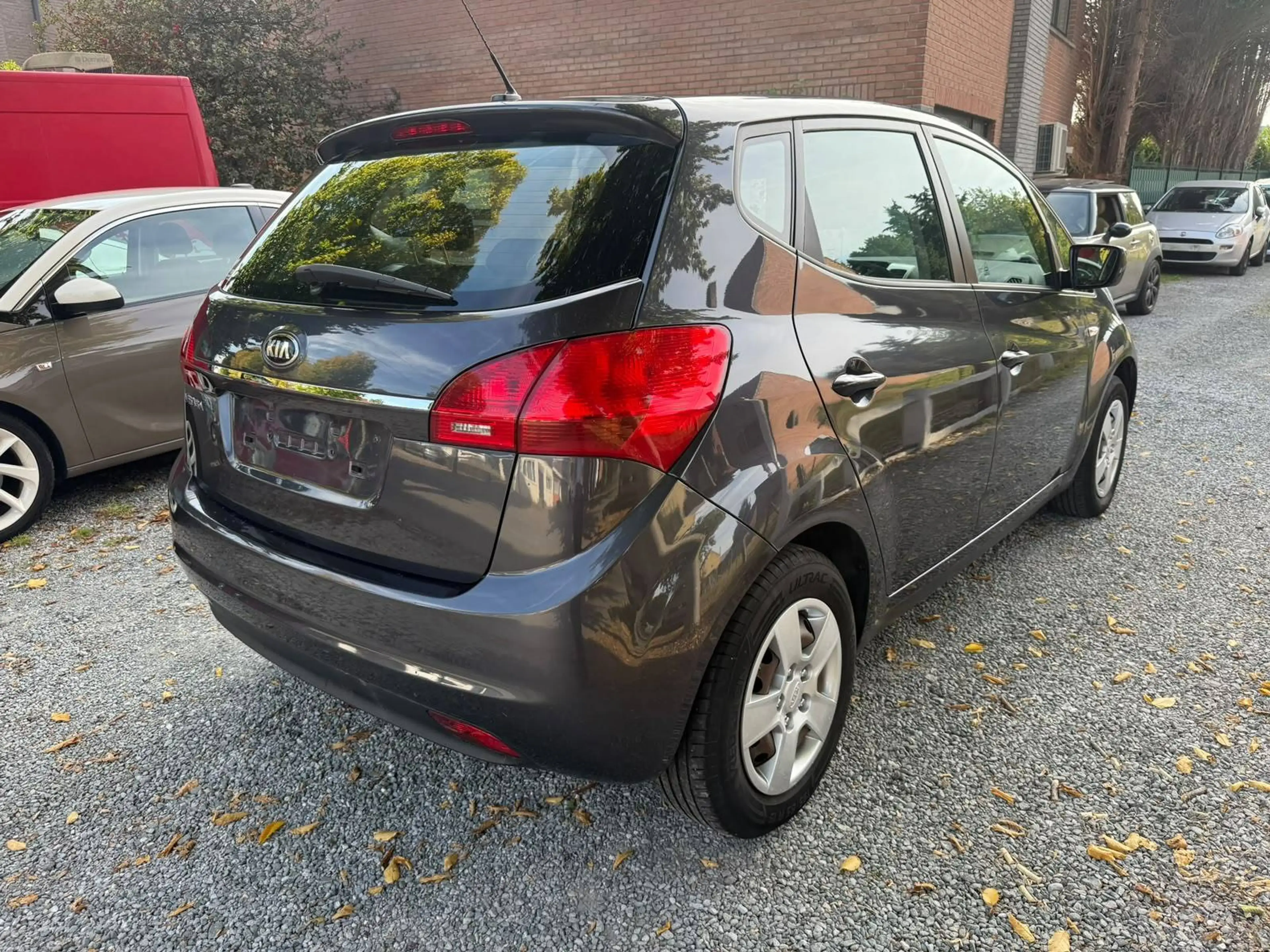 Kia Venga Venga 1.6i Sense GARANTIE 1 AN/JAAR — photo 4