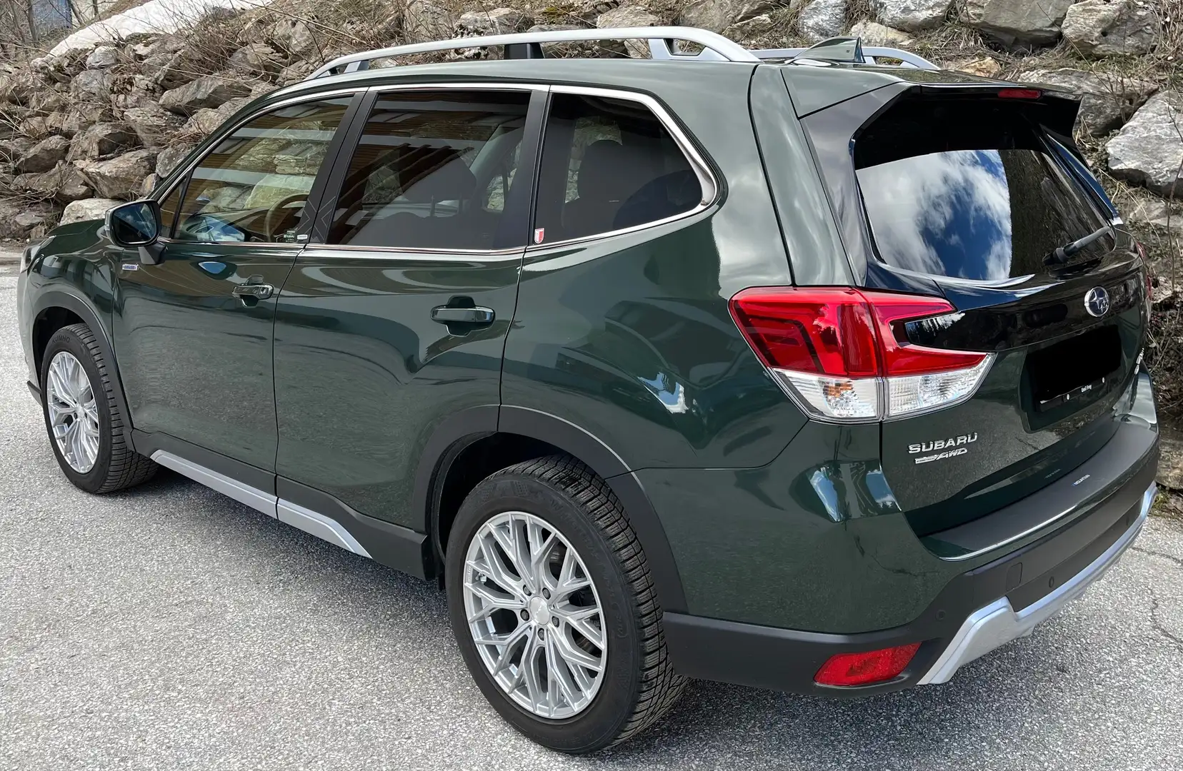 Subaru Forester 2.0i e-boxer 150 ch Lineartronic Eyesight Luxury Vert - 2
