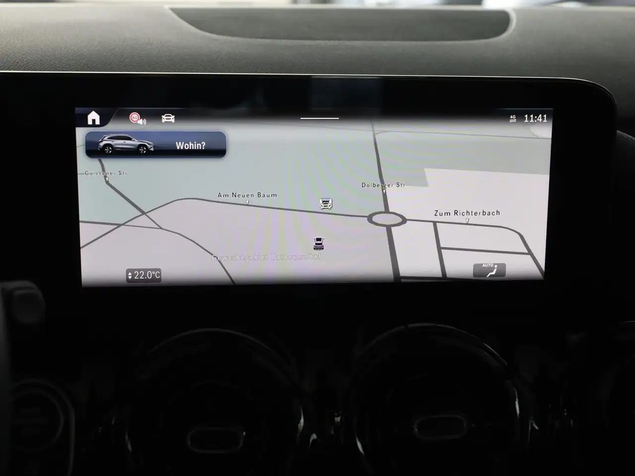 Mercedes-Benz GLA 200 Advanced-Paket LED Sitzheizung Kamera 16