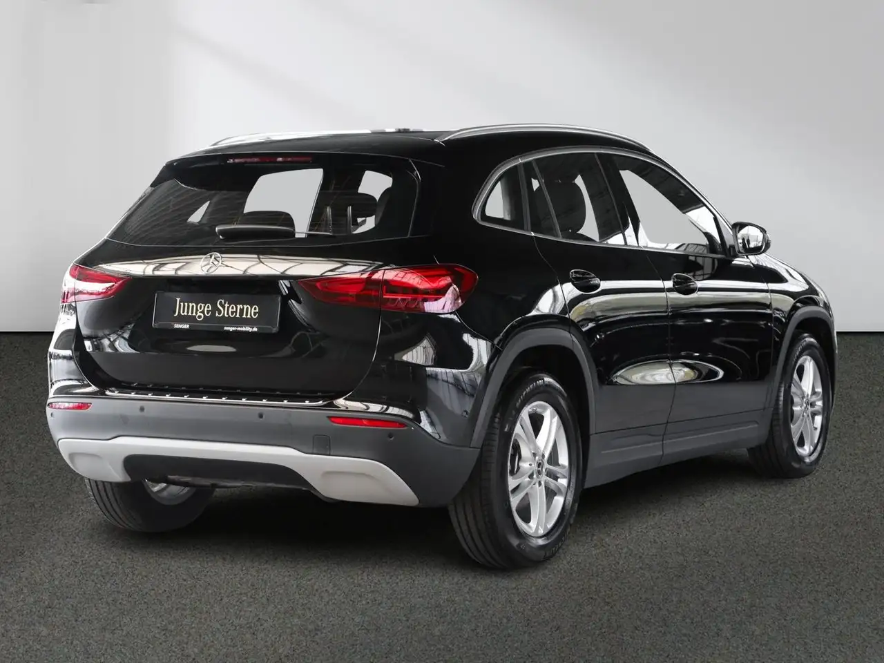 Mercedes-Benz GLA 200 Advanced-Paket LED Sitzheizung Kamera 3