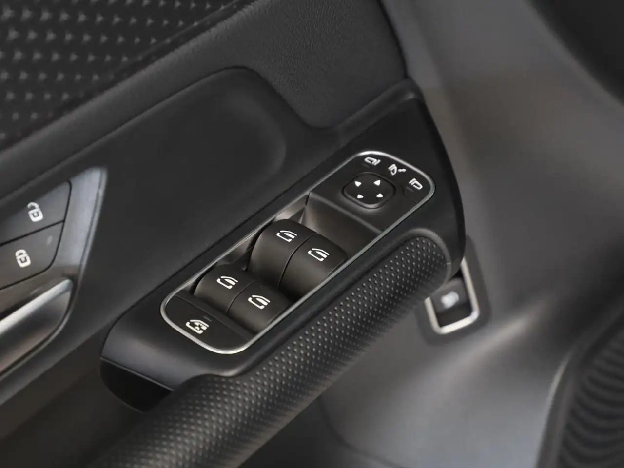 Mercedes-Benz GLA 200 Advanced-Paket LED Sitzheizung Kamera 18