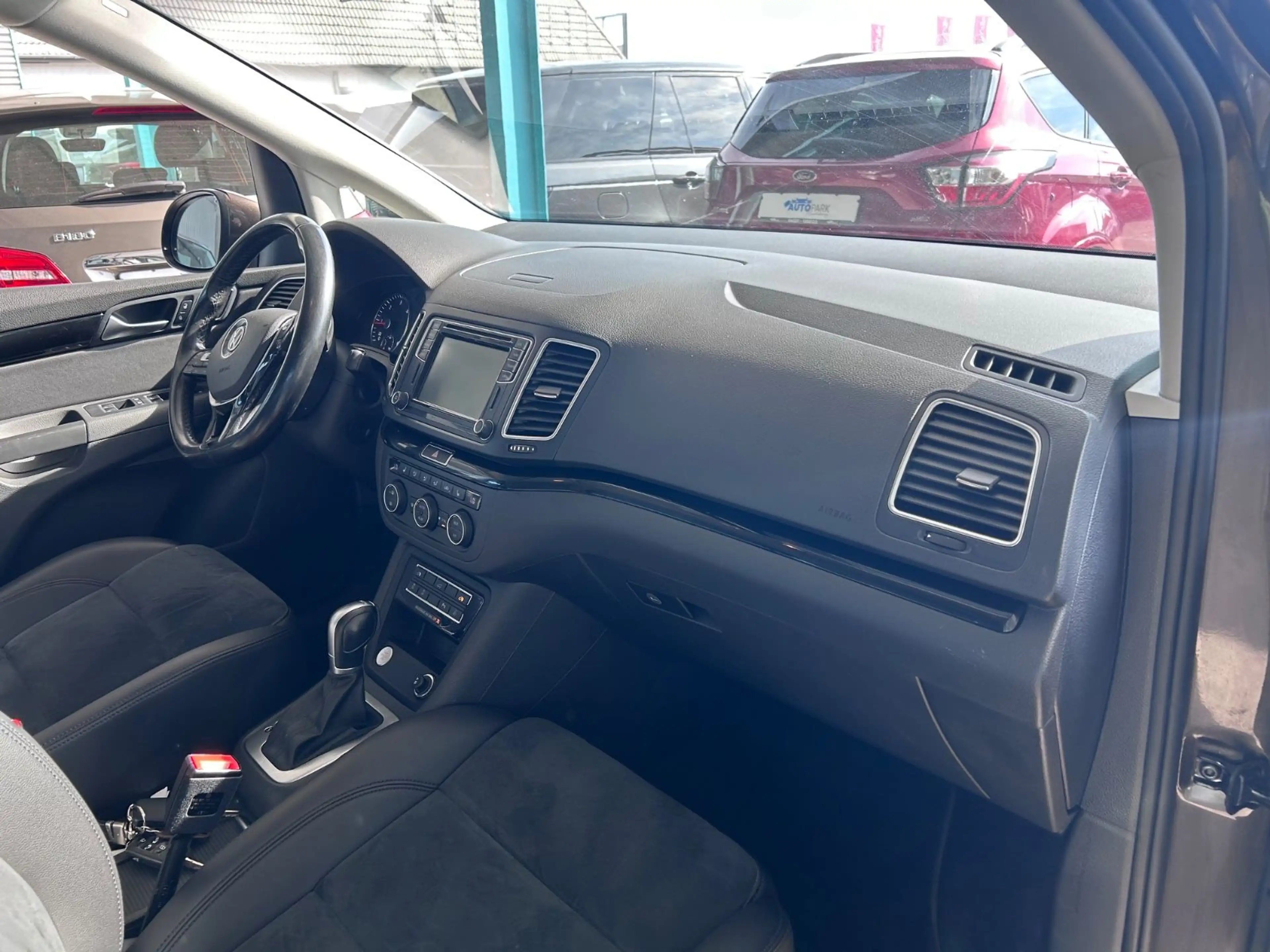 Volkswagen Sharan Highline BMT/Start-Stopp *Automatik* — photo 11