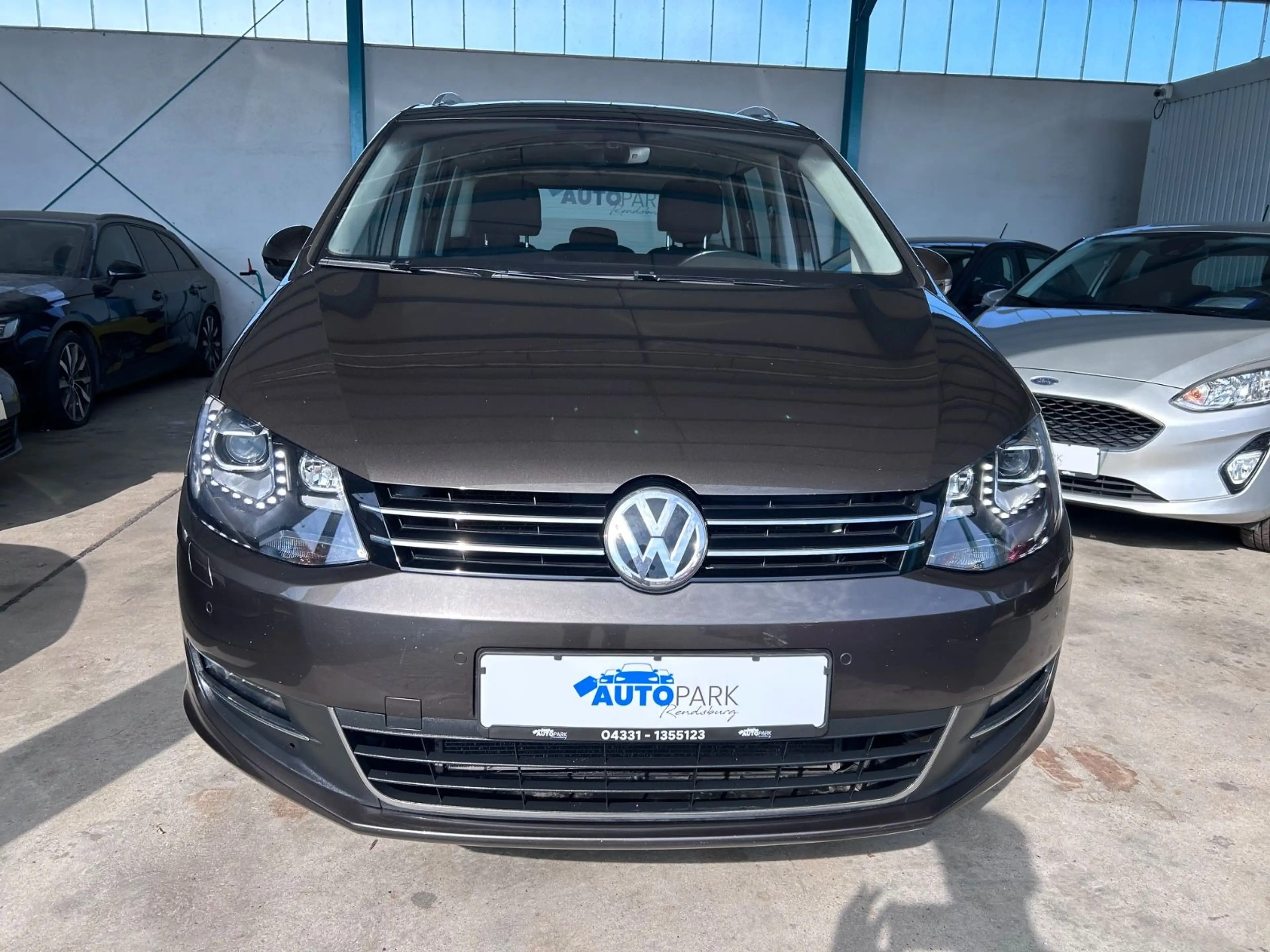 Volkswagen Sharan Highline BMT/Start-Stopp *Automatik* — photo 2