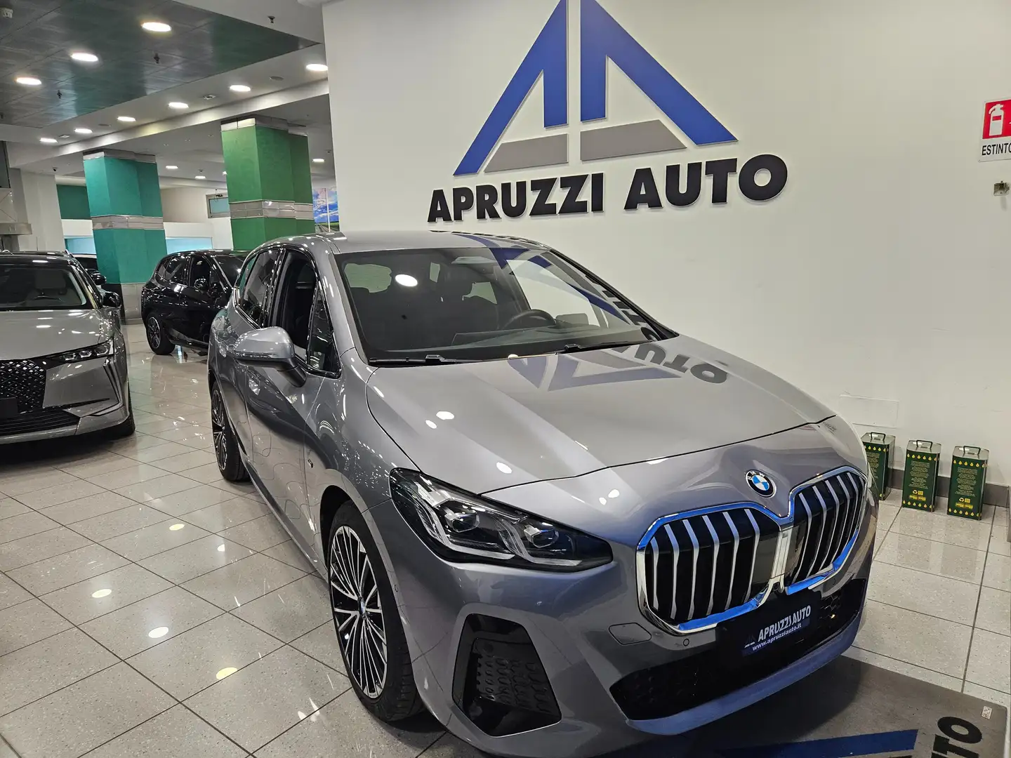 BMW 218 d Active Tourer Msport auto RETROCAM NAVI SENSORI Argento - 1