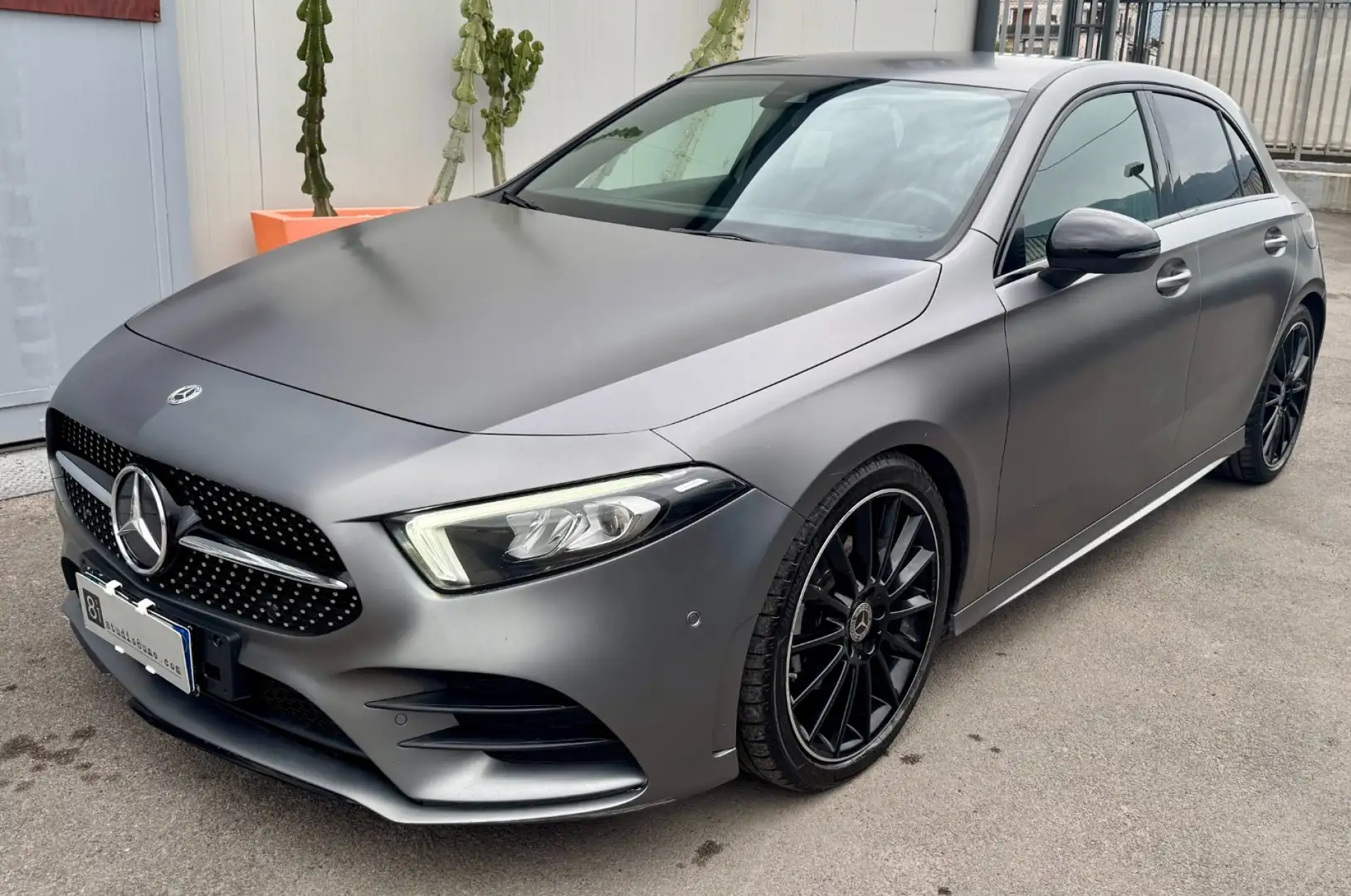Mercedes-Benz A 160 d Premium Grigio - 1