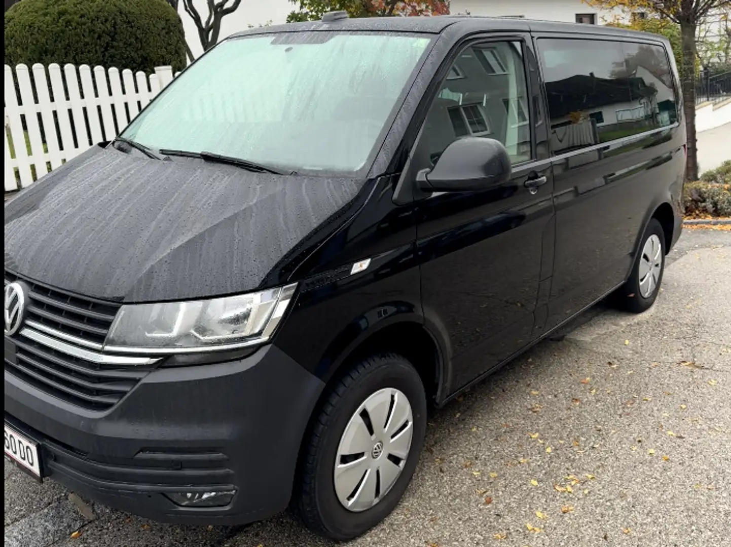 Volkswagen T6 Transporter Schwarz - 1