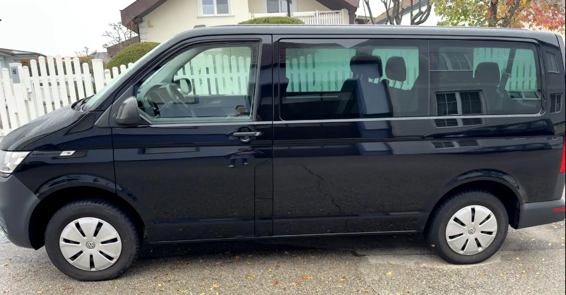 Volkswagen T6 Transporter Schwarz - 2