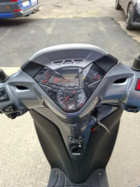 Honda SH 125 - foto 5
