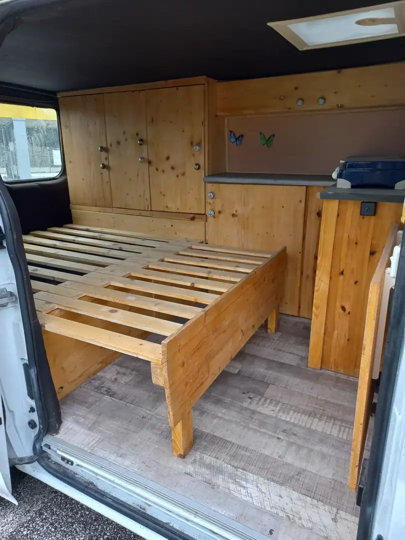 Ford Transit Wohnmobil Camper Pickerl 11.25 260K Vario 2,2 TDCi Weiß - 1